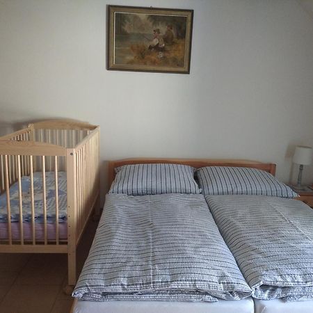 Statek Bily Dvur - Bely Hotel Machov Buitenkant foto